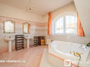 Prodej obchodního prostoru, Praha - Šeberov, K Hrnčířům, 1093 m2