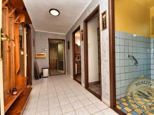 Prodej rodinného domu, Černuc, 240 m2