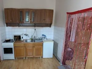 Pronájem bytu 2+1, Lom, Husova, 48 m2