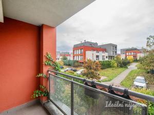 Pronájem bytu 2+kk, Praha - Pitkovice, K dálnici, 70 m2