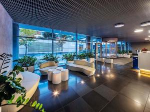 Pronájem kanceláře, Praha - Smíchov, Radlická, 2350 m2