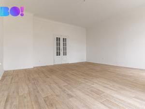 Prodej rodinného domu, Kostelec nad Černými lesy, náměstí Smiřických, 158 m2