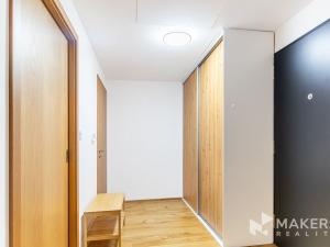 Pronájem bytu 2+kk, Praha - Karlín, Sokolova, 60 m2