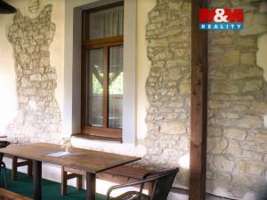 Prodej rodinného domu, Želízy, 640 m2