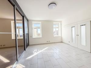 Prodej bytu 4+kk, Znojmo, U Brány, 95 m2