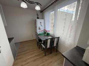 Prodej bytu 2+1, Žatec, Třebízského, 55 m2