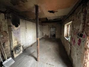 Dražba kanceláře, Praha - Hlubočepy, Hlubočepská, 62 m2