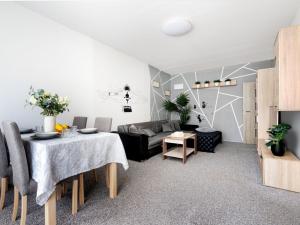 Prodej bytu 3+1, Hradec Králové - Nový Hradec Králové, třída Edvarda Beneše, 99 m2