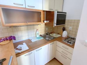 Pronájem bytu 2+kk, Praha - Krč, Na Dvorcích, 50 m2