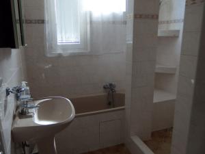 Pronájem bytu 2+1, Napajedla, Komenského, 55 m2
