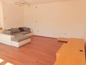 Pronájem bytu 2+1, Napajedla, Komenského, 55 m2