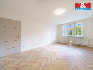 Prodej bytu 3+1, Kadaň, Komenského, 76 m2