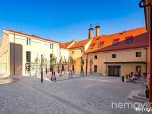 Pronájem bytu 2+kk, Praha - Nusle, Muzikova, 61 m2