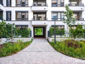 Pronájem bytu 2+kk, Praha - Nusle, Muzikova, 57 m2