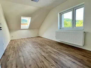 Pronájem bytu 4+kk, Frýdek-Místek, K Rovni, 94 m2