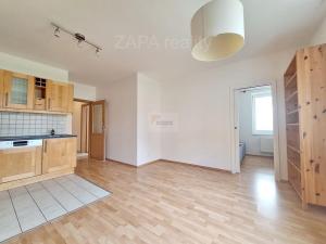 Pronájem bytu 4+kk, Praha - Horní Měcholupy, Padovská, 74 m2