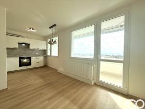 Pronájem bytu 3+kk, Praha, Vysočanská, 79 m2