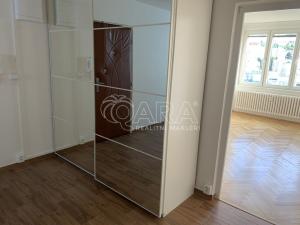 Pronájem bytu 2+kk, Praha - Břevnov, Radimova, 41 m2