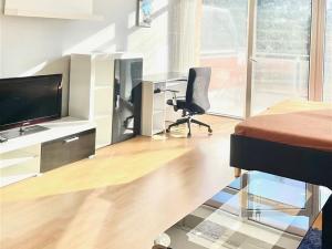 Pronájem bytu 1+kk, Praha, Běchorská, 42 m2