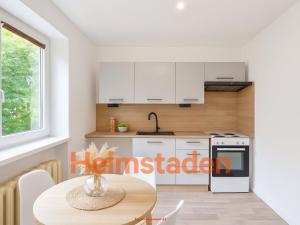 Pronájem bytu 1+kk, Karviná - Nové Město, Řecká, 28 m2