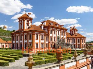 Pronájem bytu 2+kk, Praha - Holešovice, U Pergamenky, 54 m2