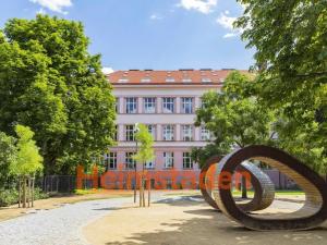 Pronájem bytu 2+kk, Praha - Holešovice, Vrbenského, 60 m2