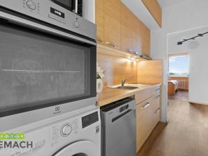 Prodej bytu 3+1, Uherské Hradiště, Na Rybníku, 74 m2