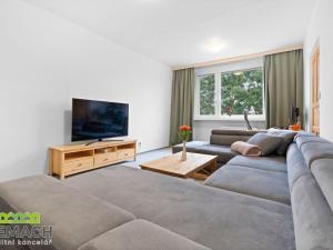 Prodej bytu 3+1, Uherské Hradiště, Na Rybníku, 74 m2
