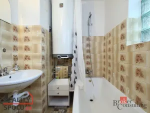 Prodej rodinného domu, Karlovice - Sedmihorky, 175 m2