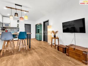 Prodej chaty, Káraný, B. Němcové, 58 m2