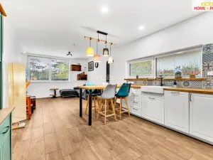 Prodej chaty, Káraný, B. Němcové, 58 m2