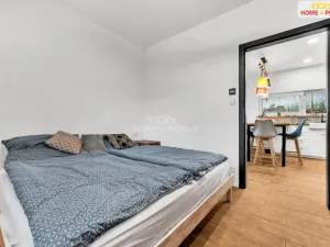 Prodej chaty, Káraný, B. Němcové, 58 m2