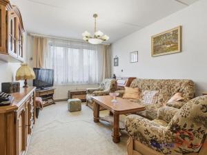 Prodej bytu 3+1, Karlovy Vary, Závodu míru, 77 m2