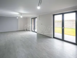 Prodej rodinného domu, Obříství, 107 m2