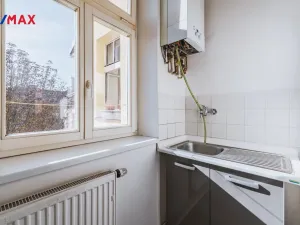 Pronájem bytu 1+1, Praha - Holešovice, Letohradská, 40 m2