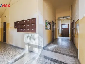 Pronájem bytu 1+1, Praha - Holešovice, Letohradská, 40 m2