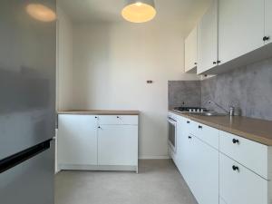 Pronájem bytu 2+1, Praha - Záběhlice, Bramboříková, 56 m2