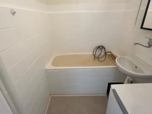 Pronájem bytu 2+1, Praha - Záběhlice, Bramboříková, 56 m2