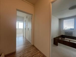 Pronájem bytu 2+1, Praha - Záběhlice, Bramboříková, 56 m2