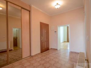 Prodej bytu 3+1, Praha - Nové Město, Masarykovo nábřeží, 130 m2