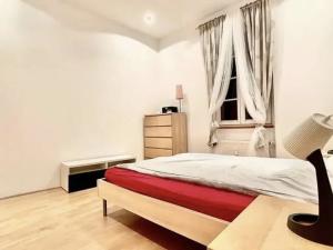 Pronájem bytu 2+kk, Praha, 53 m2