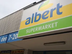 Pronájem obchodního prostoru, Kladno, 76 m2