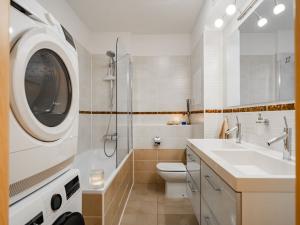 Prodej bytu 4+kk, Praha - Libeň, Nad Okrouhlíkem, 94 m2