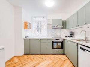 Pronájem kanceláře, Praha - Staré Město, Ovocný trh, 81 m2