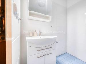 Pronájem kanceláře, Praha - Staré Město, Ovocný trh, 81 m2