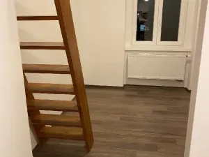 Pronájem bytu 1+kk, Praha - Vysočany, Freyova, 30 m2