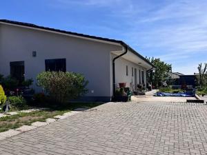 Prodej rodinného domu, Hajany, 105 m2