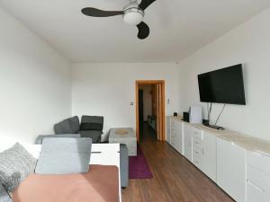 Prodej bytu 2+1, Praha - Kamýk, Rytířova, 51 m2