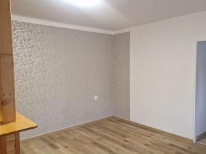 Pronájem bytu 1+kk, Zápy, 29 m2