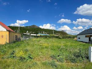 Prodej pozemku, Píšťany, 852 m2